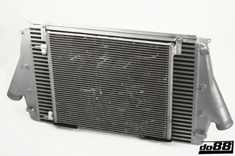 SAAB 9-3 2.8t V6 2006- Intercooler SAAB 9-3 2.8t V6 2006- Intercooler