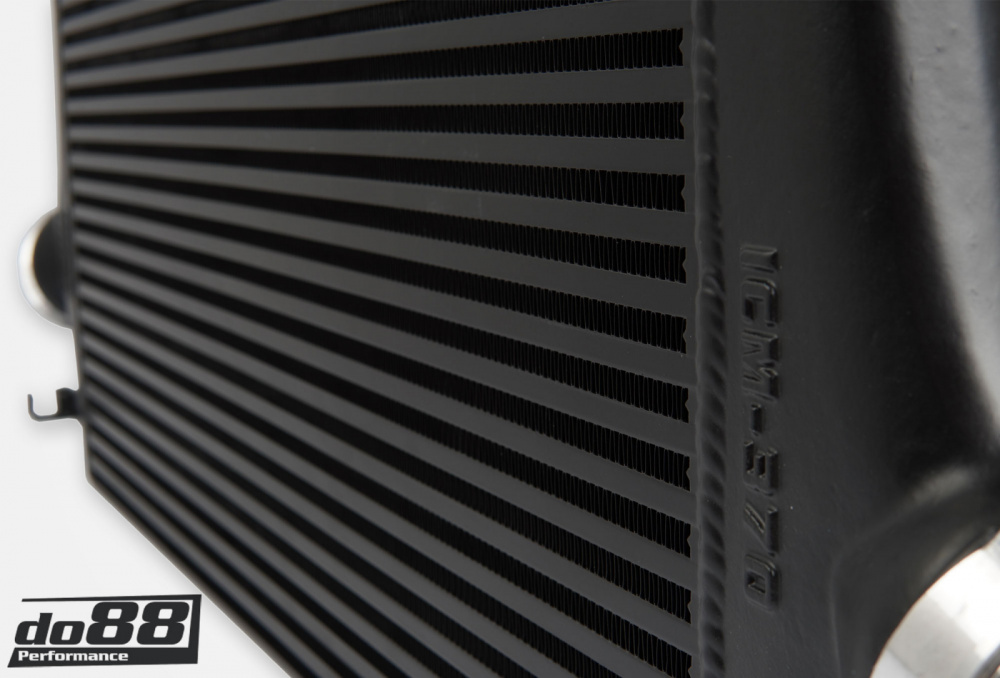 SAAB 9-5 2010-2011 Intercooler SAAB 9-5 2010-2011 Intercooler