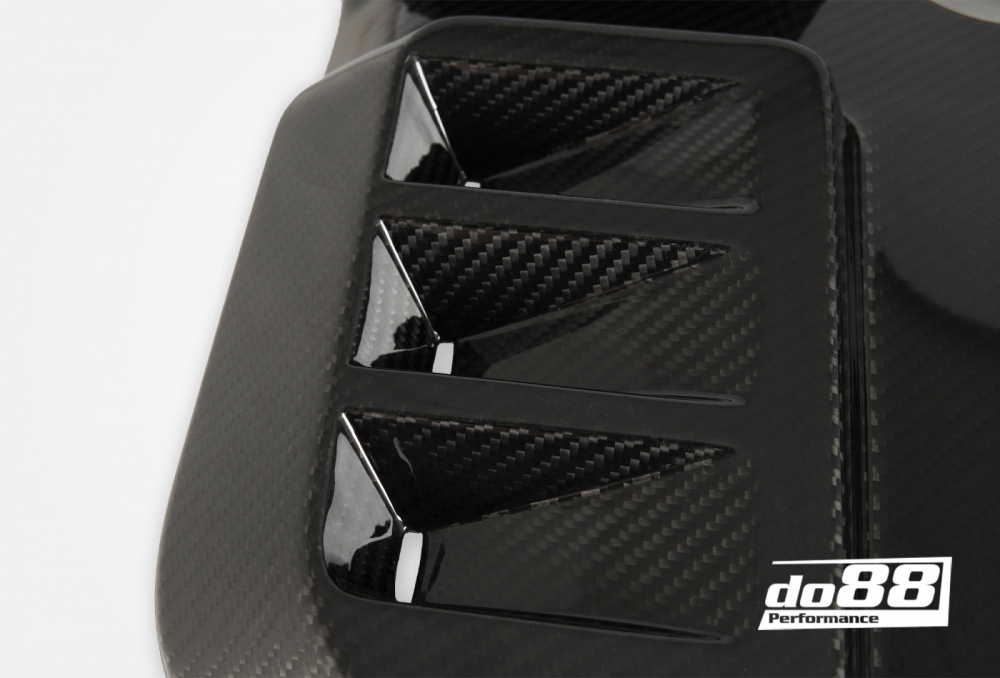 Carbon fiber engine cover, BMW M2 M3 M4 (S58) Carbon fiber engine cover, BMW M2 M3 M4 (S58)