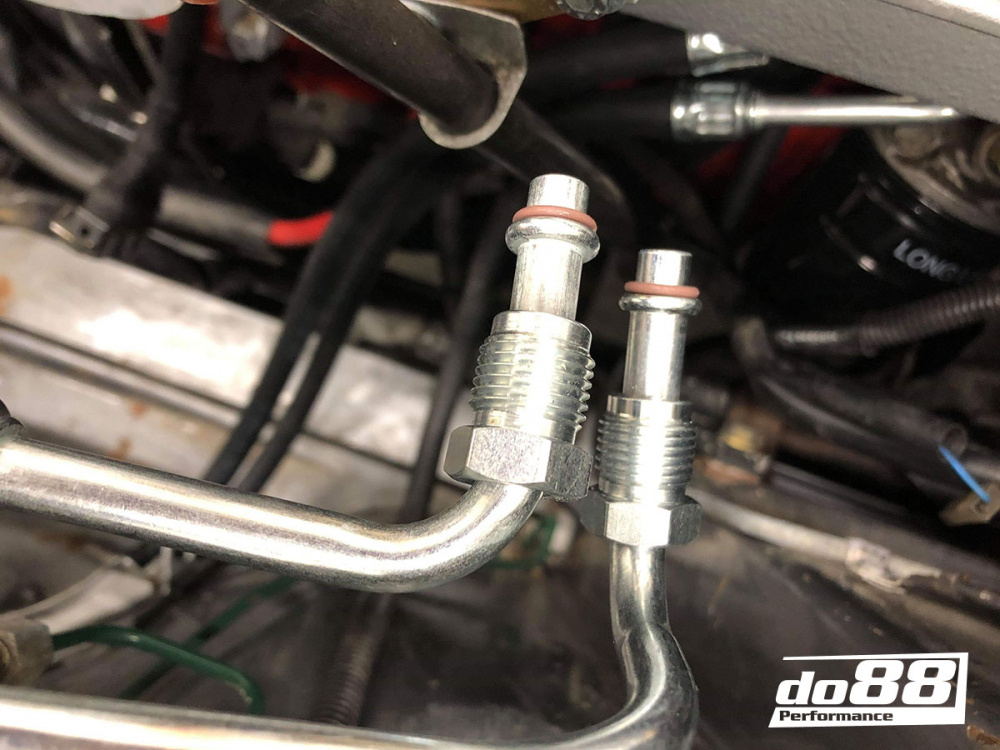 Saab 900 Turbo 1984-1993 Engine oil cooler Saab 900 Turbo 1984-1993 Engine oil cooler