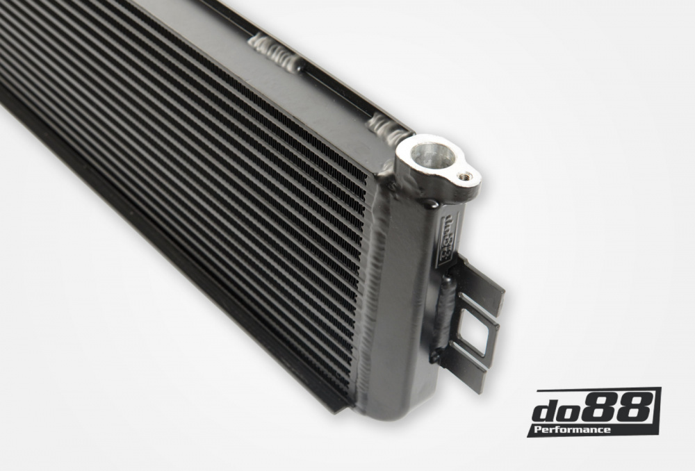 do88 Engine oil cooler, BMW M2 M3 M4 G80 G82 G87 (S58) do88 Engine oil cooler, BMW M2 M3 M4 G80 G82 G87 (S58)