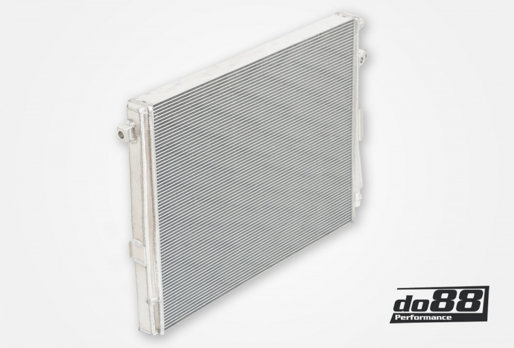 do88 Front Intercooler Radiator, BMW M2 M3 M4 G80 G82 G87 (S58) do88 Front Intercooler Radiator, BMW M2 M3 M4 G80 G82 G87 (S58)